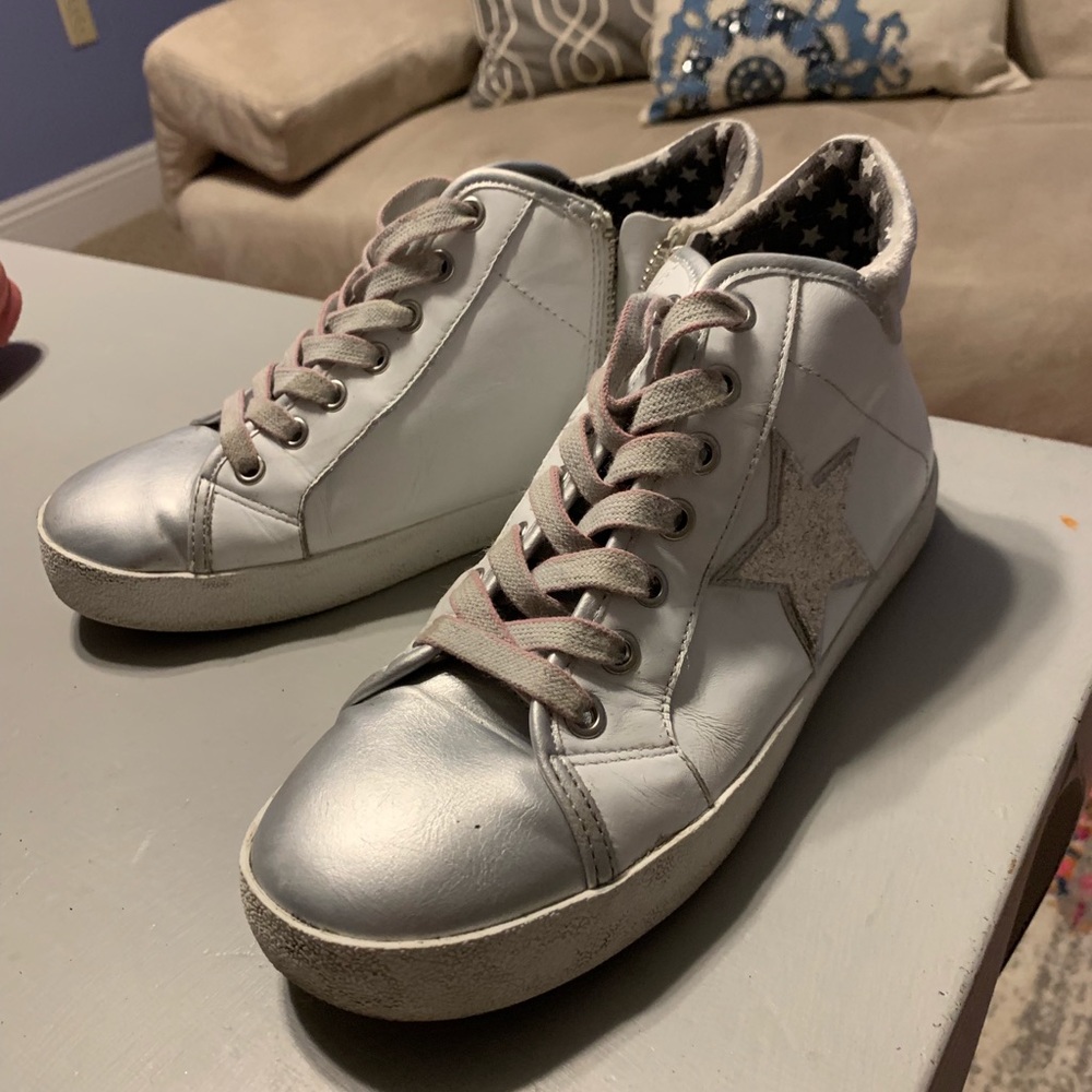 Steve Madden Hightops
